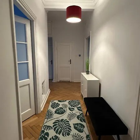 Odolanska Stary Mokotow 62m2 *