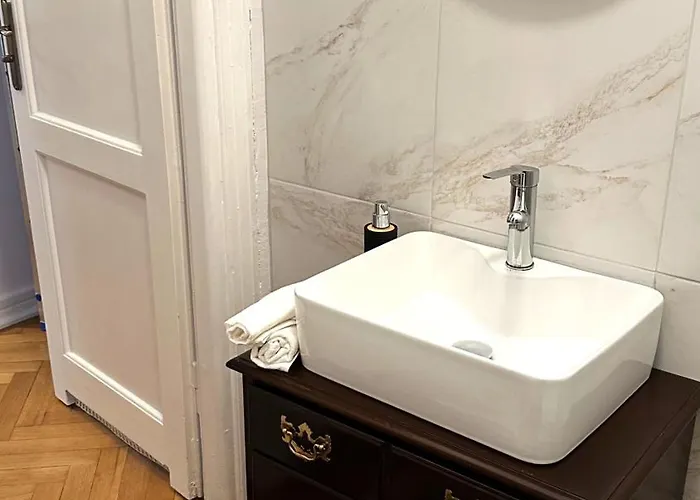 Odolanska Stary Mokotow 62m2 Appartamento *